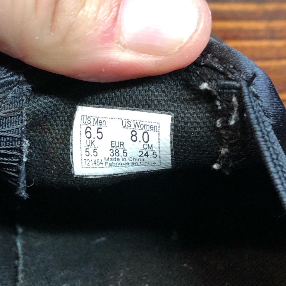 Vans Black Sneakers Classic Style - Picture 11 of 13